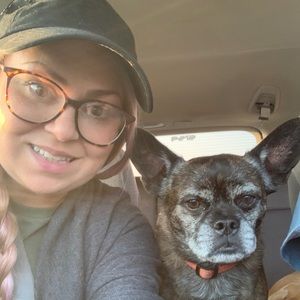 Meet your Posher, Emily